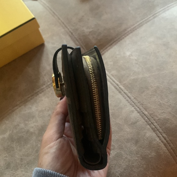 Fendi FF Wallet . - Picture 7 of 11